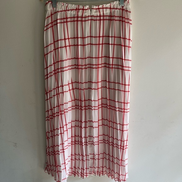 :J CREW Pleated Maxi Skirt in Plaid Drapey Georgette Size 6 - Picture 8 of 9